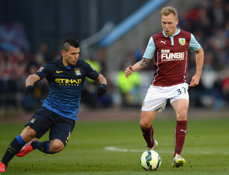 卡位逼迫中 卡位逼迫中